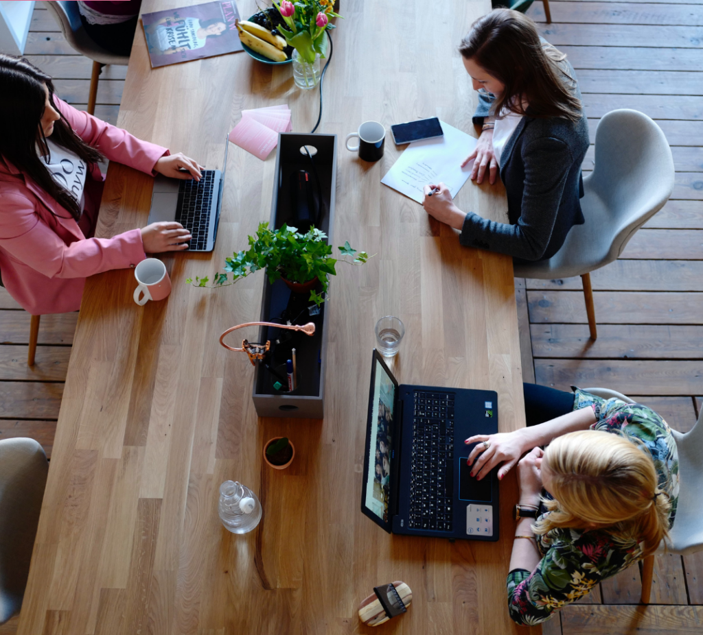 ukran-menedekes-foglalkoztatasa