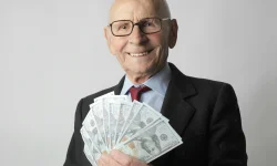 Nyugdíjas munkabér adózása 2024–2025